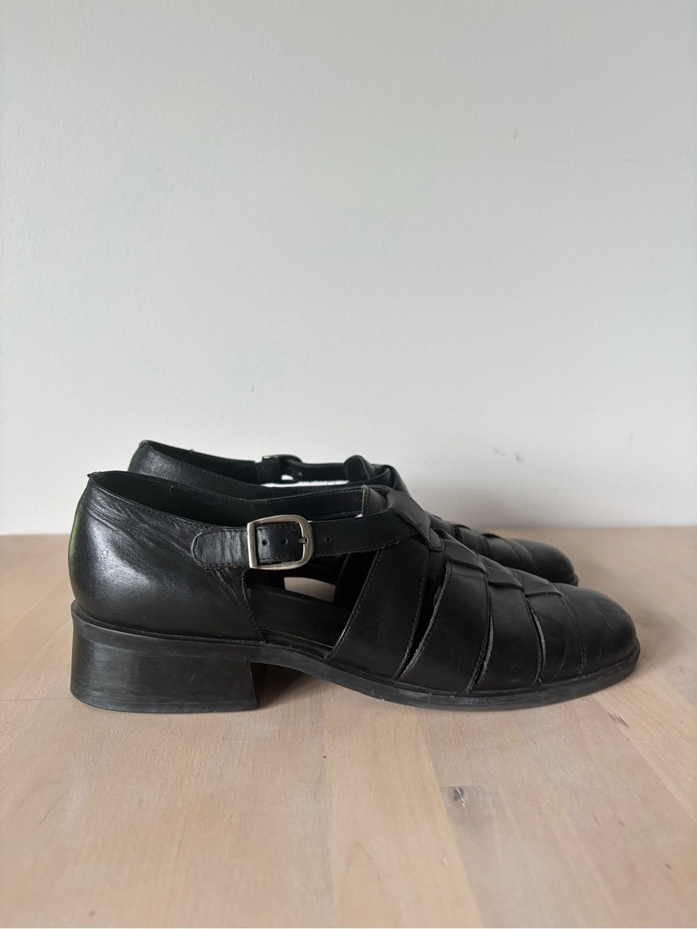 Black Vintage Aldo Leather Block Heel Sandal Size 39